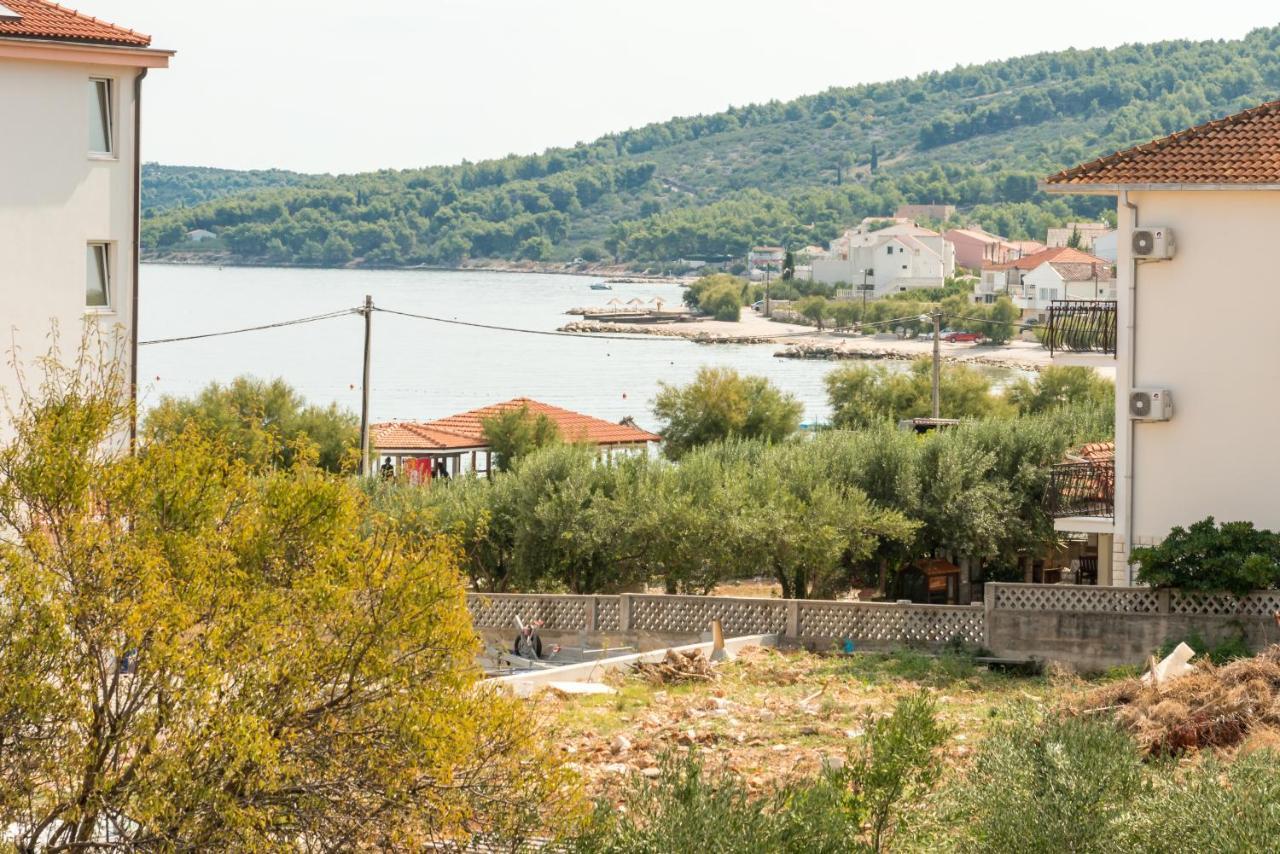 Apartments By The Sea Slatine, Ciovo - 11047 Exteriér fotografie